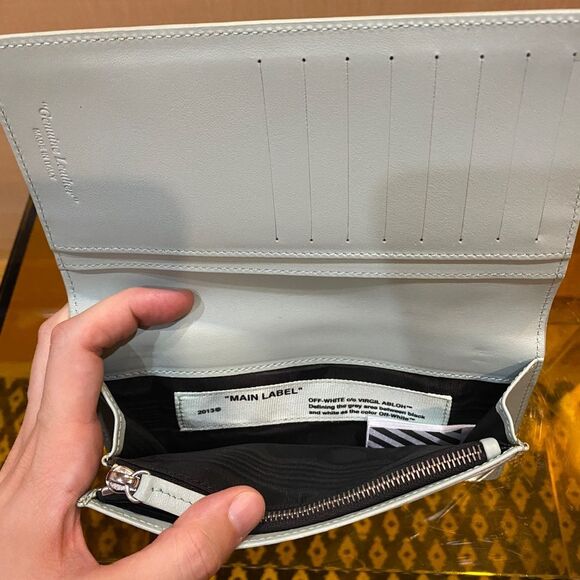 NWT AUTHENTIC Off-White Continental Wallet with Original Tags & Dustbag - Picture 5 of 9